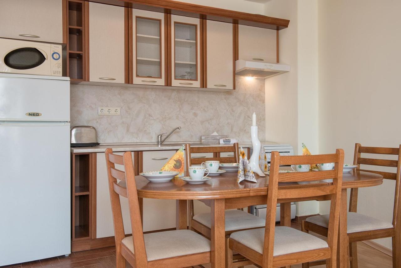 Privilege Beach Apartments Sveti Vlas Exterior foto