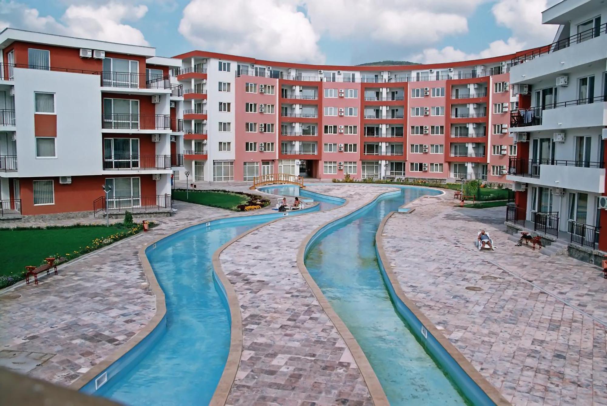 Privilege Beach Apartments Sveti Vlas Exterior foto