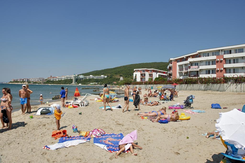 Privilege Beach Apartments Sveti Vlas Exterior foto